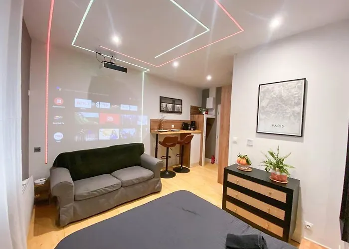 Le Pluvier D\'Argent*Home Cinema